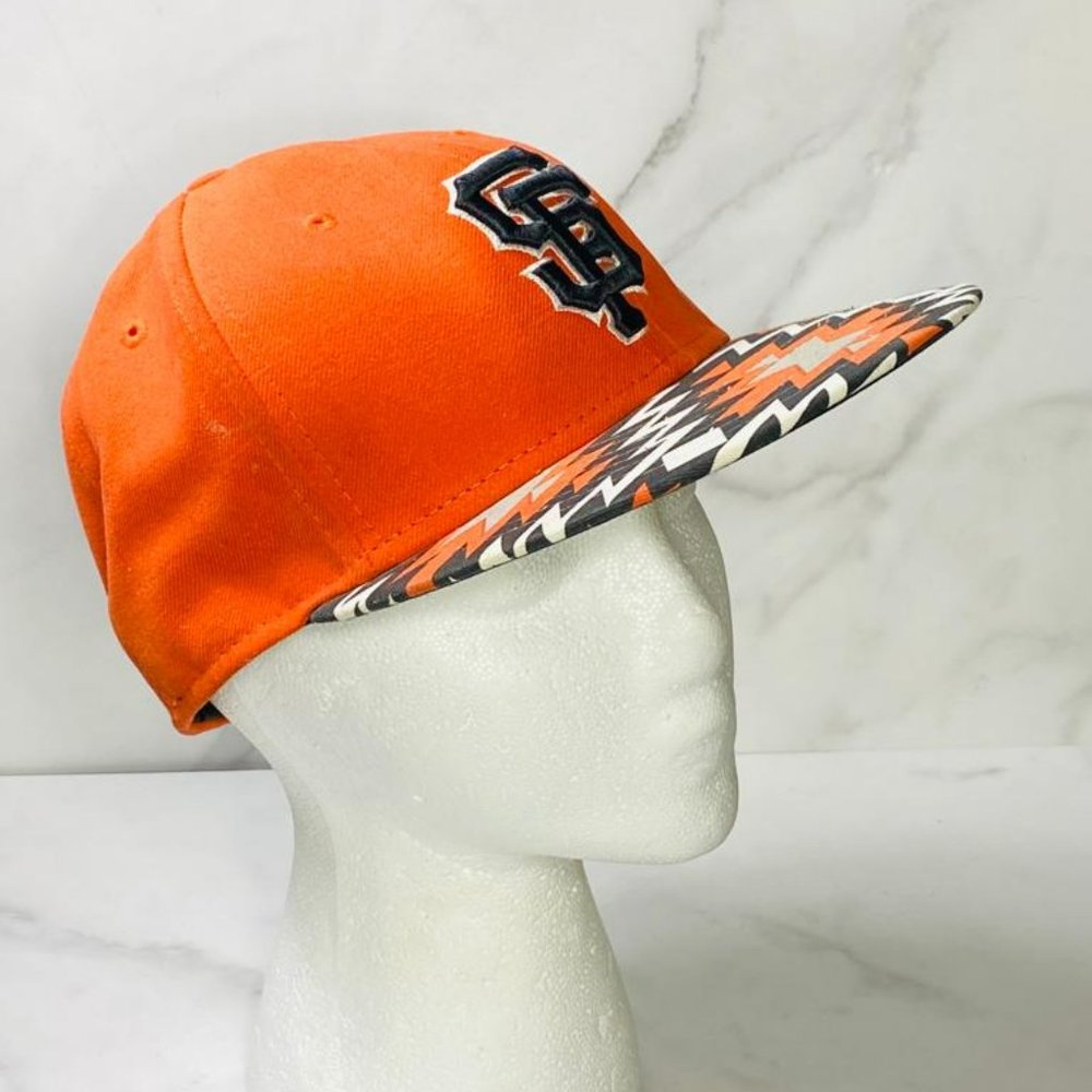 New Era San Francisco Giants City 9FIFTY Snapback Hat 7 1/8 56.8cm